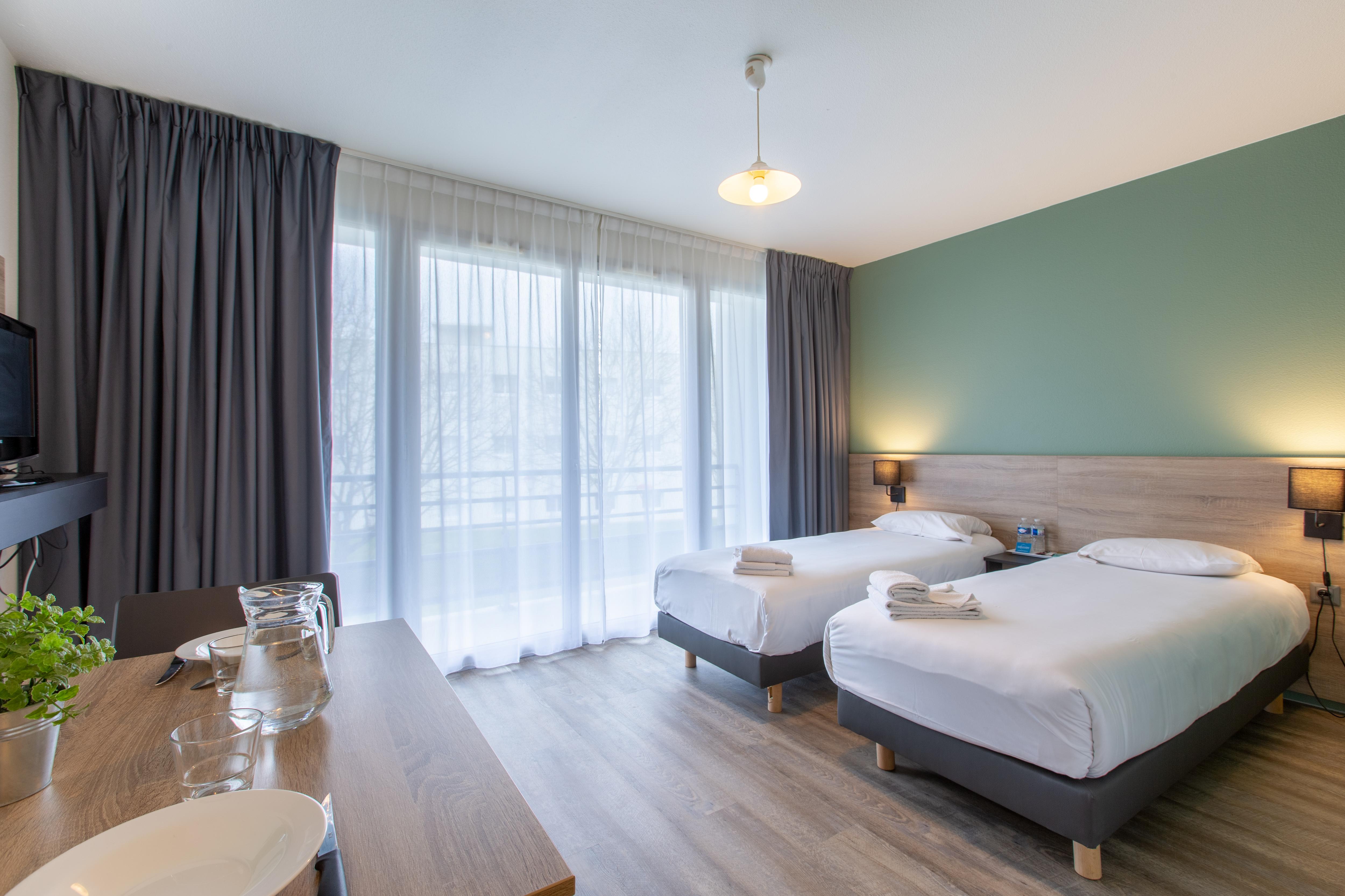 Comfort Aparthotel Le Mans Exteriör bild